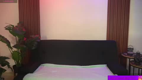 Calypso and Kayla online show from 1, 5, 2026