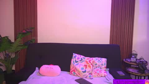 Calypso and Kayla online show from 1, 7, 2026