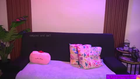 Calypso and Kayla online show from 2, 7, 2026
