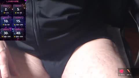 Snapshot of camboy301077 chatting on 3, 1, 2025 steffencamboy online show from 3, 1, 2025