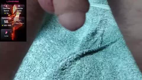 Snapshot of camboy301077 chatting on 28, 10, 2025 steffencamboy online show from 28, 10, 2025