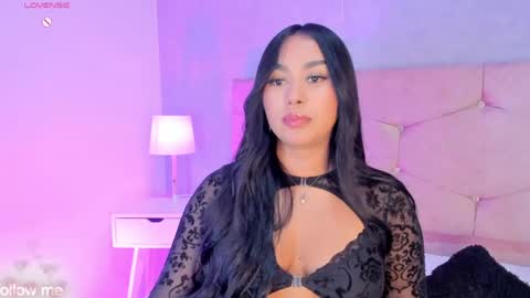 Snapshot of cameliaa_smiith chatting on 15, 5, 2026 Camelia Smith online show from 15, 5, 2026