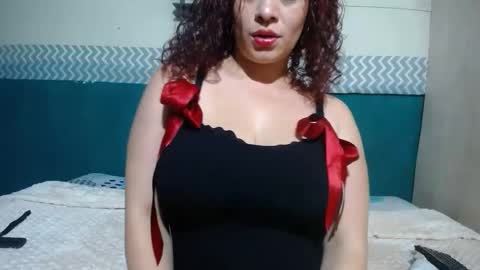 Snapshot of cameron_es chatting on 13, 10, 2025 cameron_es online show from 13, 10, 2025