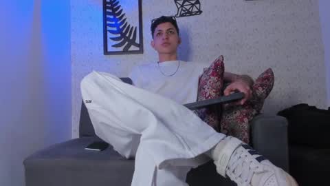 Snapshot of cameron_lux4 chatting on 18, 9, 2025 CAMERON online show from 18, 9, 2025