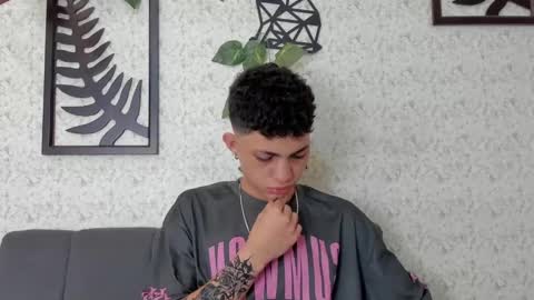 Snapshot of cameron_lux4 chatting on 10, 10, 2025 CAMERON online show from 10, 10, 2025