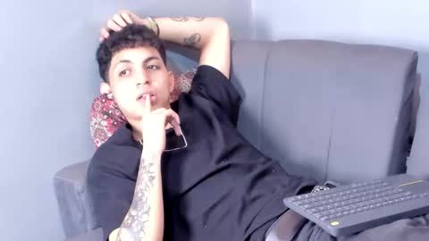 Snapshot of cameron_lux4 chatting on 30, 10, 2025 CAMERON online show from 30, 10, 2025