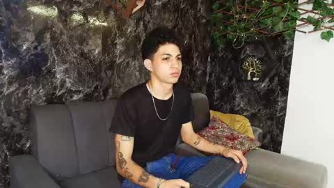 Snapshot of cameron_lux4 chatting on 7, 1, 2026 CAMERON online show from 7, 1, 2026