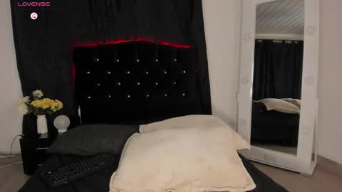 Camila cruz online show from 9, 3, 2026