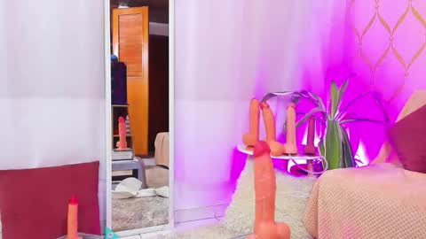 Camila online show from 26, 9, 2025