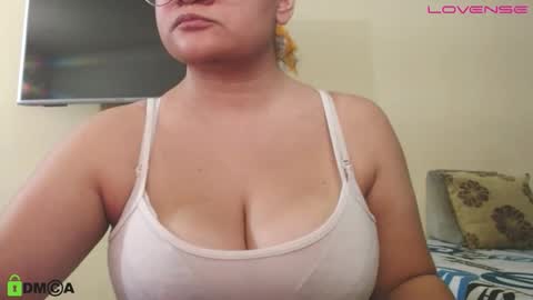 Camila  online show from 16, 1, 2026