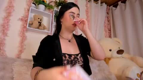 Snapshot of camiilalopee chatting on 3, 7, 2026 Camii Lopez online show from 3, 7, 2026
