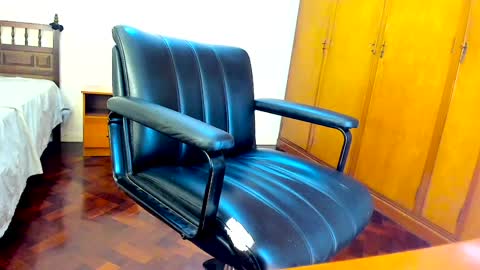 Snapshot of camila_berk chatting on 5, 2, 2025 Cami online show from 5, 2, 2025