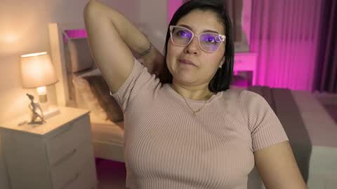 Camila buitrago online show from 13, 1, 2025