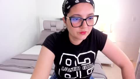 Camila buitrago online show from 21, 4, 2026