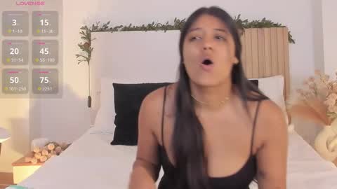 camila_bustamante_ online show from 14, 1, 2026