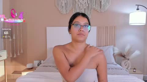 camila_bustamante_ online show from 4, 6, 2026