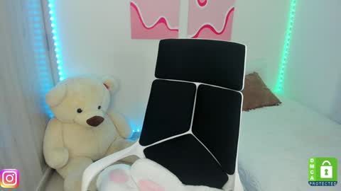  C A M I  online show from 16, 1, 2025