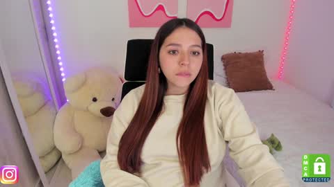  C A M I  online show from 6, 2, 2025