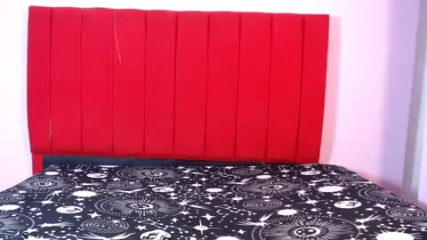 Snapshot of camila_girlsexy chatting on 14, 10, 2025 camila_girlsexy online show from 14, 10, 2025