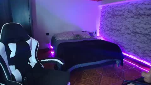 Camila Roose online show from 25, 6, 2026