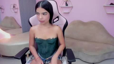 Camila online show from 19, 4, 2026