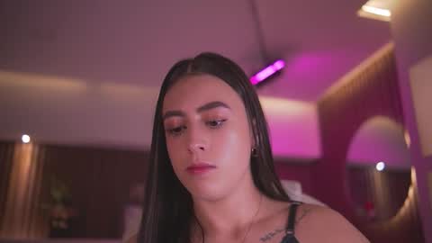 camila_martinez9 online show from 17, 12, 2025