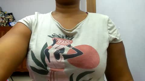 Camila online show from 2, 10, 2025