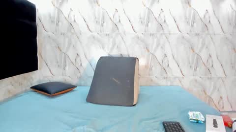 Cami thomsson online show from 11, 9, 2025