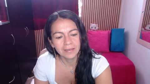 Camila Vargas online show from 15, 4, 2026