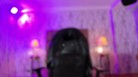    online show from 17, 2, 2025