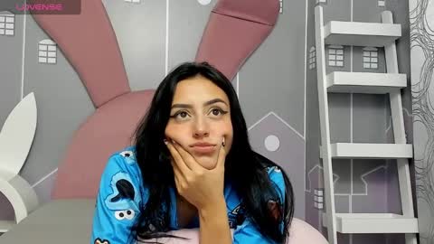 Camila  online show from 20, 2, 2025