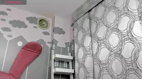 Camila  online show from 26, 2, 2025