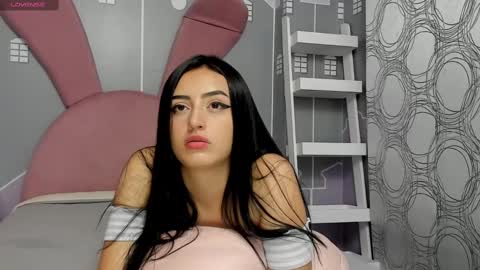 Camila  online show from 11, 3, 2025