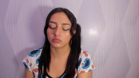 Camila  online show from 29, 4, 2026