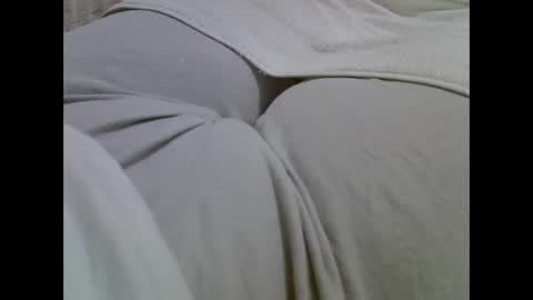 flash 50 tokens BIG CLIT  tits pussy. masturbation big clit 150 tokens fingers inside pussy 1000 tk  pump big clit 300 tk online show from 4, 4, 2026