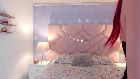 Camila  online show from 13, 9, 2025