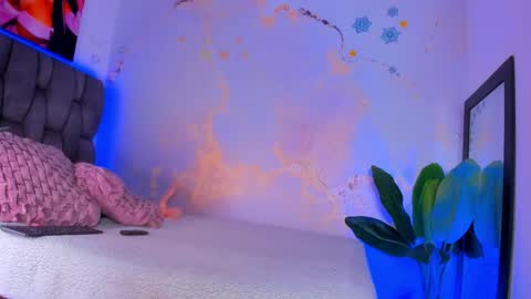 MARIA CAMILA        online show from 20, 4, 2026