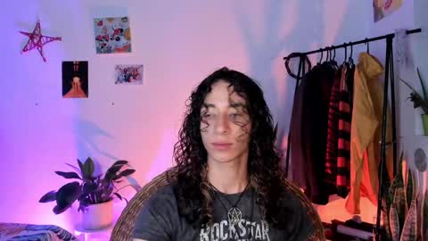 Snapshot of camille_delrey chatting on 3, 1, 2025 Camille online show from 3, 1, 2025