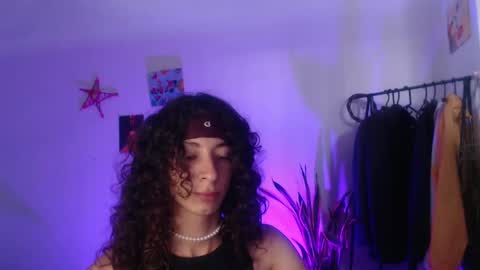 Snapshot of camille_delrey chatting on 28, 1, 2025 Camille online show from 28, 1, 2025