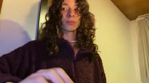 Snapshot of camille_delrey chatting on 12, 2, 2025 Camille online show from 12, 2, 2025