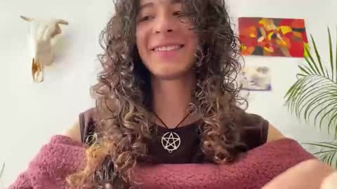 Snapshot of camille_delrey chatting on 4, 11, 2025 Camille online show from 4, 11, 2025