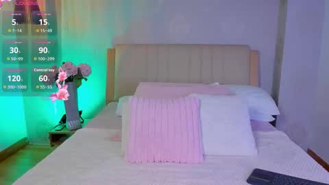 Camille Lynn online show from 11, 9, 2025