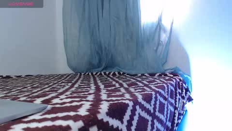 camilo_contre21 online show from 17, 12, 2024