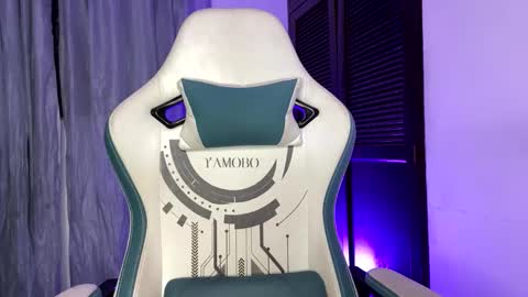 camilo_contre21 online show from 5, 2, 2025