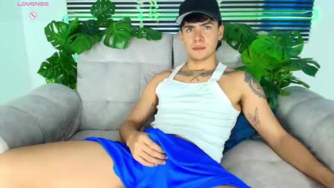 Snapshot of camilo_xcam chatting on 4, 3, 2026 CAMILO online show from 4, 3, 2026