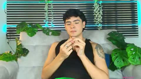 Snapshot of camilo_xcam chatting on 17, 5, 2026 CAMILO online show from 17, 5, 2026