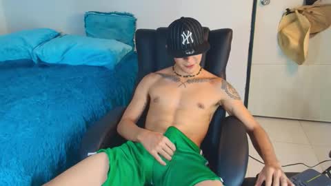 Snapshot of camilo_xcam chatting on 7, 6, 2026 CAMILO online show from 7, 6, 2026