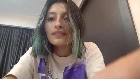 Cami  online show from 30, 4, 2026