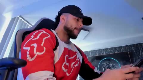 Camilo Watson online show from 14, 12, 2025