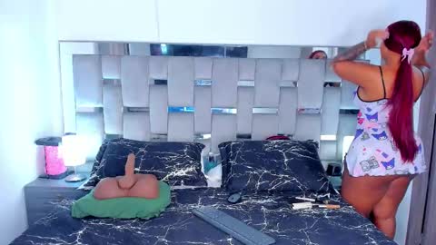 Camila online show from 30, 11, 2025